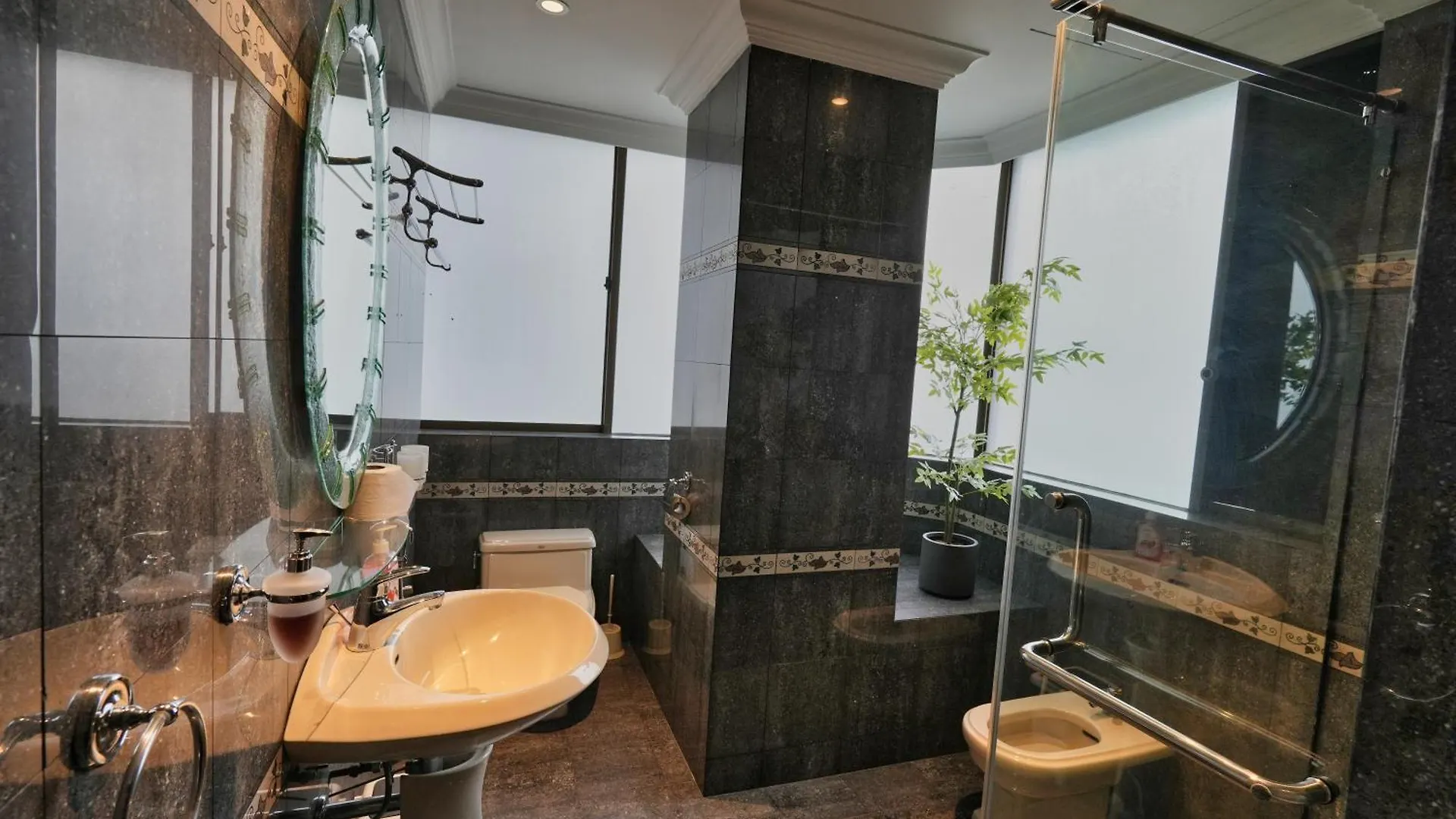 Apartment 1Min Pavilion Bukit Bintang Klcc Wisma Cosway Kuala Lumpur