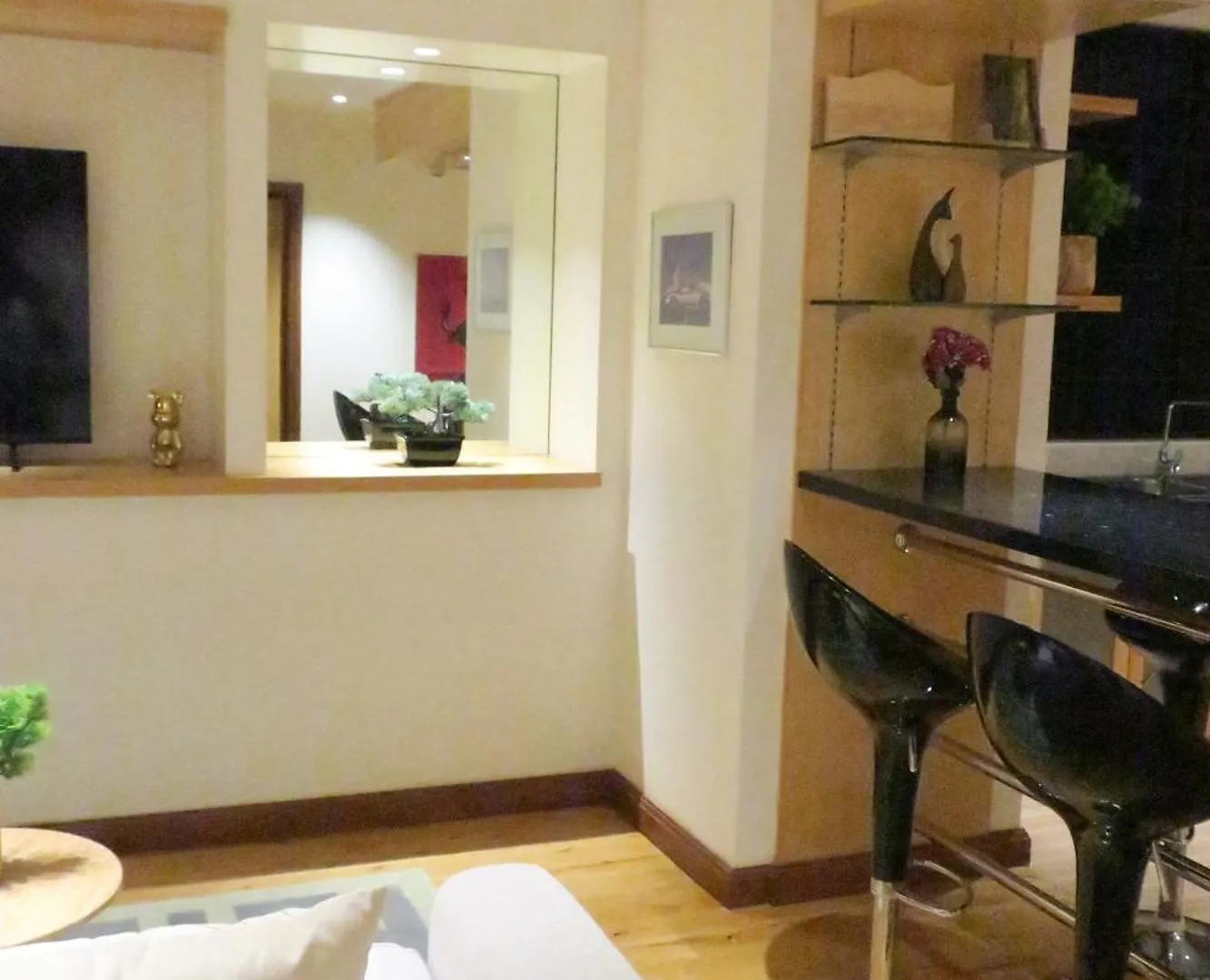1Min Pavilion Bukit Bintang Klcc Wisma Cosway Kuala Lumpur 0*,  Malaysia